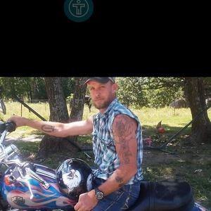 Meet your Posher, Gregory